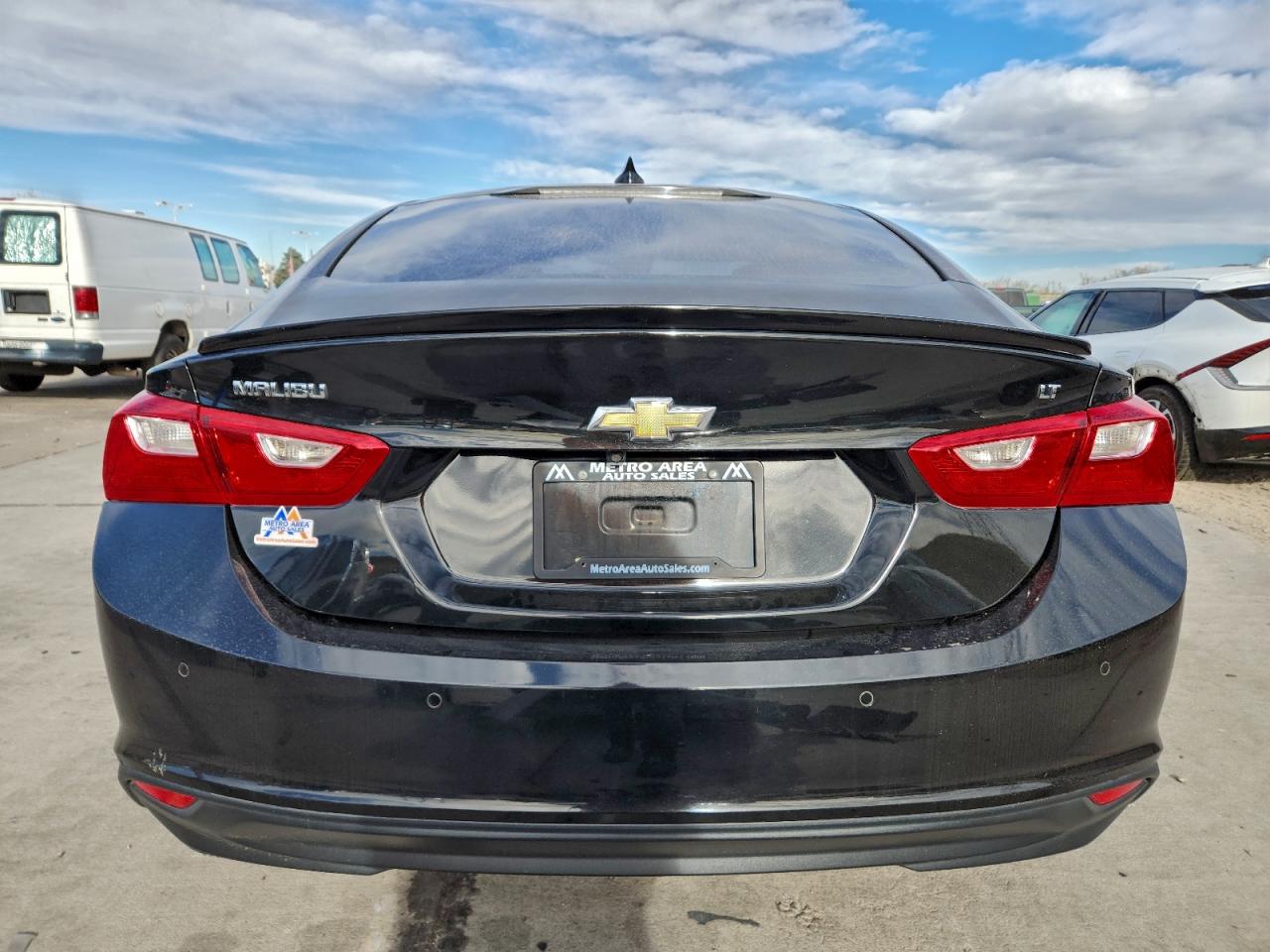 2017 Chevrolet Malibu Lt VIN: 1G1ZE5ST8HF210960 Lot: 94145885