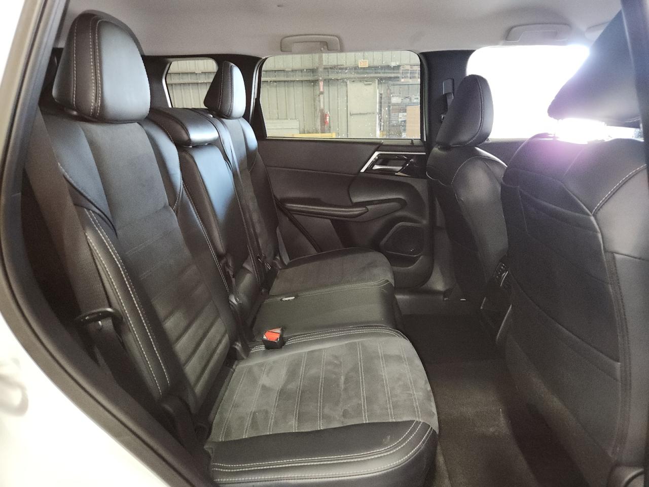 2024 Mitsubishi Outlander Se VIN: JA4J4VA82RZ073125 Lot: 93189685