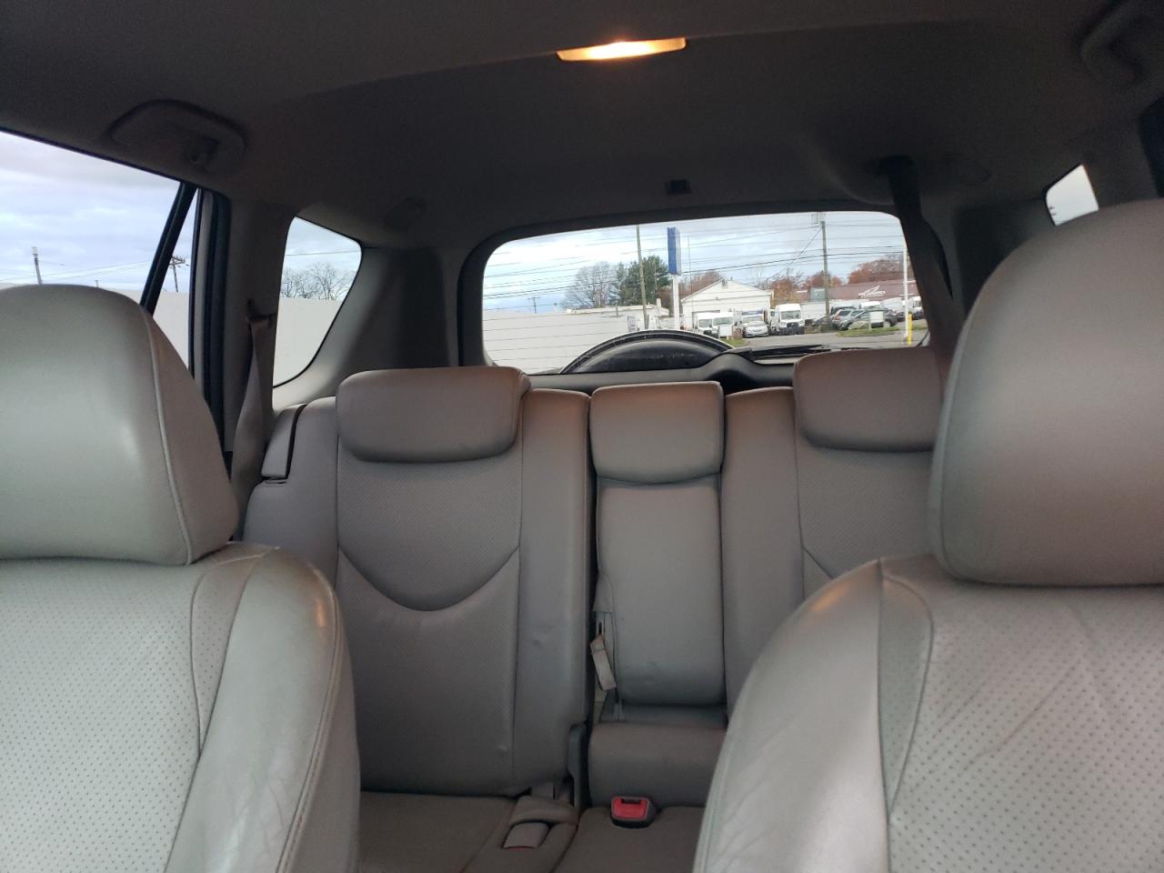 2007 Toyota Rav4 Limited VIN: JTMBK31V275028099 Lot: 93203765