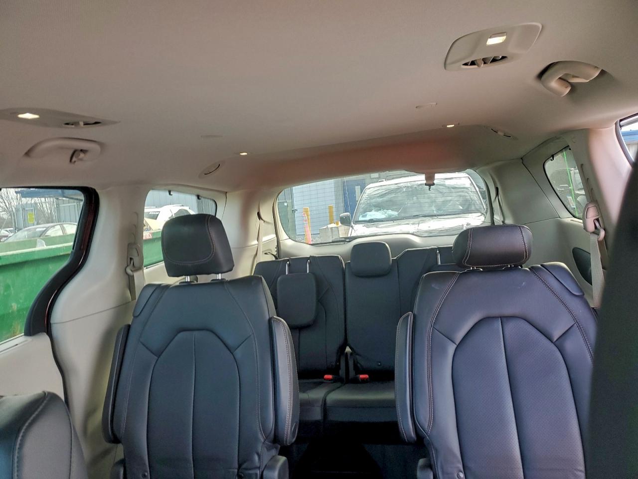 2020 Chrysler Pacifica Touring L VIN: 2C4RC1BG9LR267002 Lot: 93706035