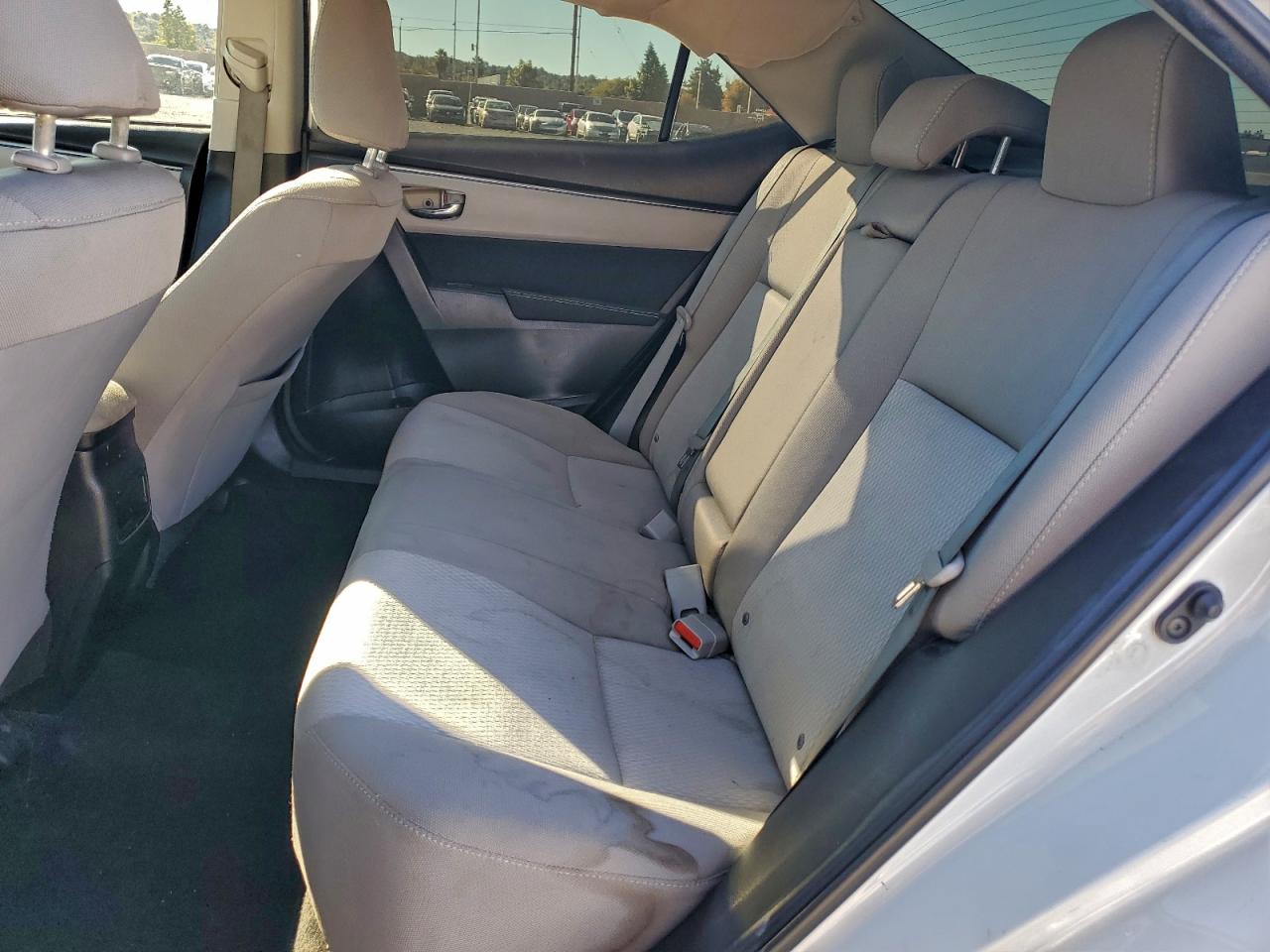 2016 Toyota Corolla L VIN: 5YFBURHE1GP559266 Lot: 94381105