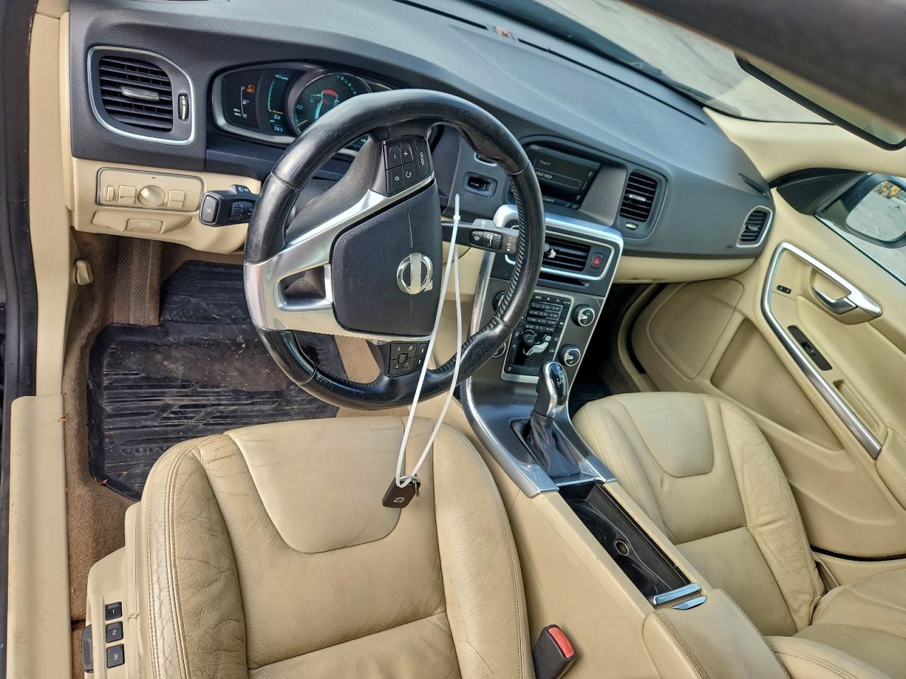 2014 Volvo S60 T5 VIN: YV1612FS1E1290238 Lot: 94141775