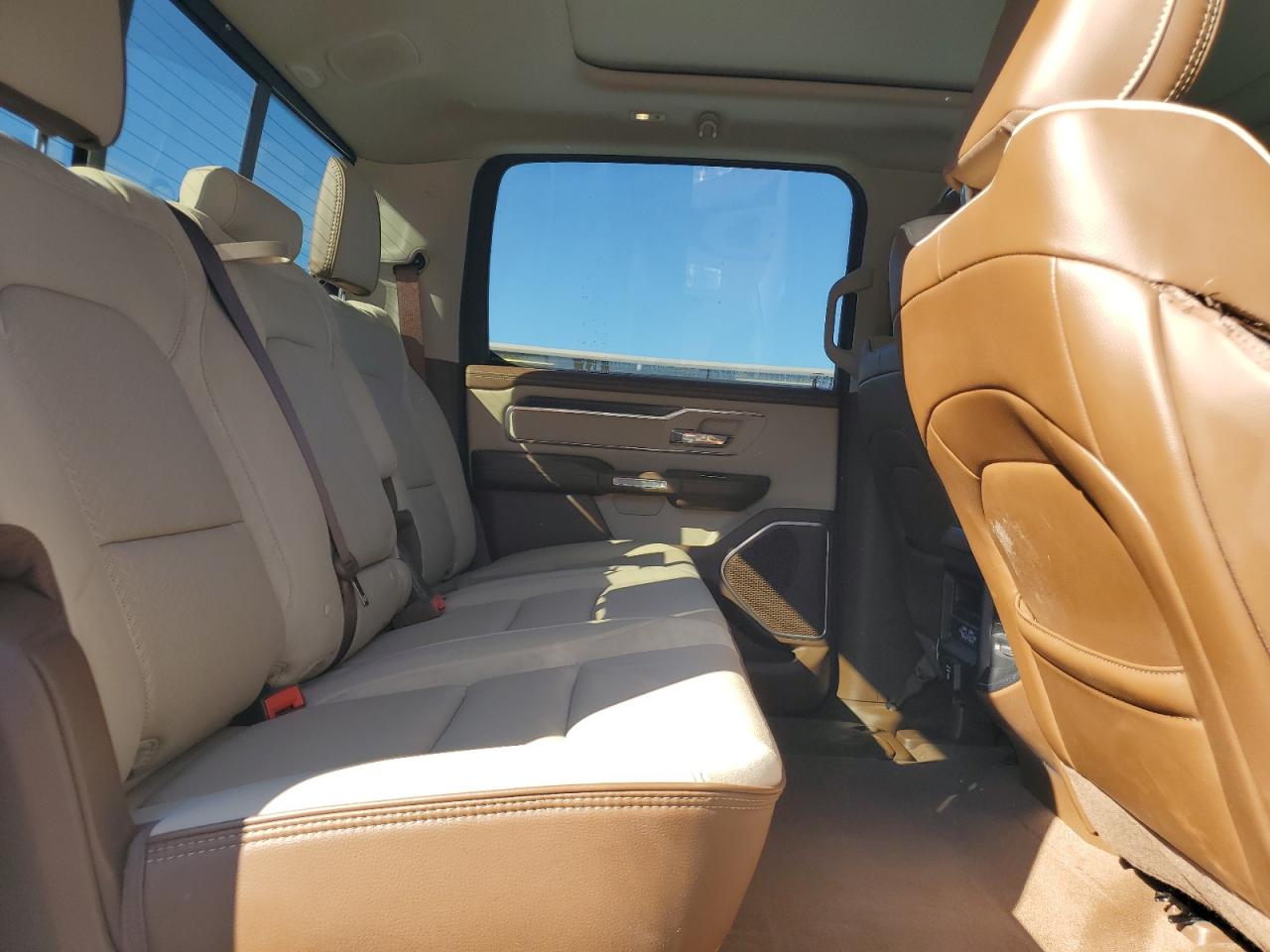 2022 Ram 1500 Laramie VIN: 1C6SRFJT6NN101068 Lot: 91093725