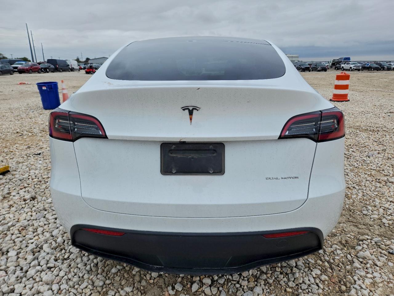 2023 Tesla Model Y VIN: 7SAYGDEE5PA130328 Lot: 93969915