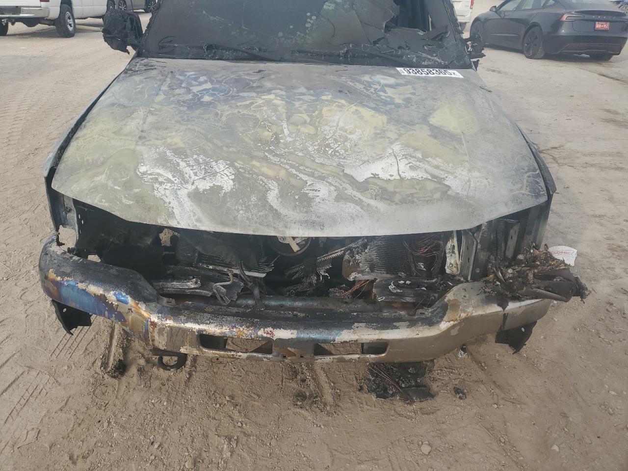 2005 GMC New Sierra K1500 VIN: 2GTEK13T751263285 Lot: 93858365