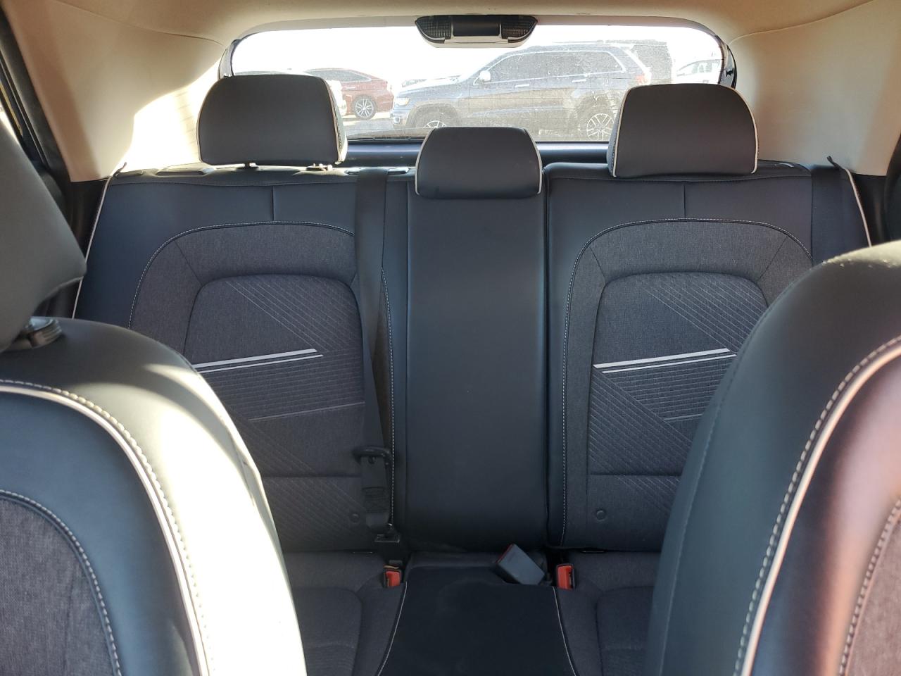 2021 Hyundai Venue Sel VIN: KMHRC8A39MU126745 Lot: 91187175