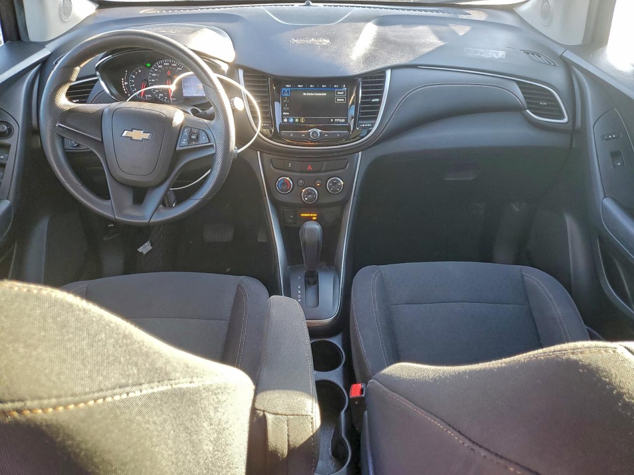 2018 Chevrolet Trax Ls VIN: 3GNCJKSB7JL243241 Lot: 93379645