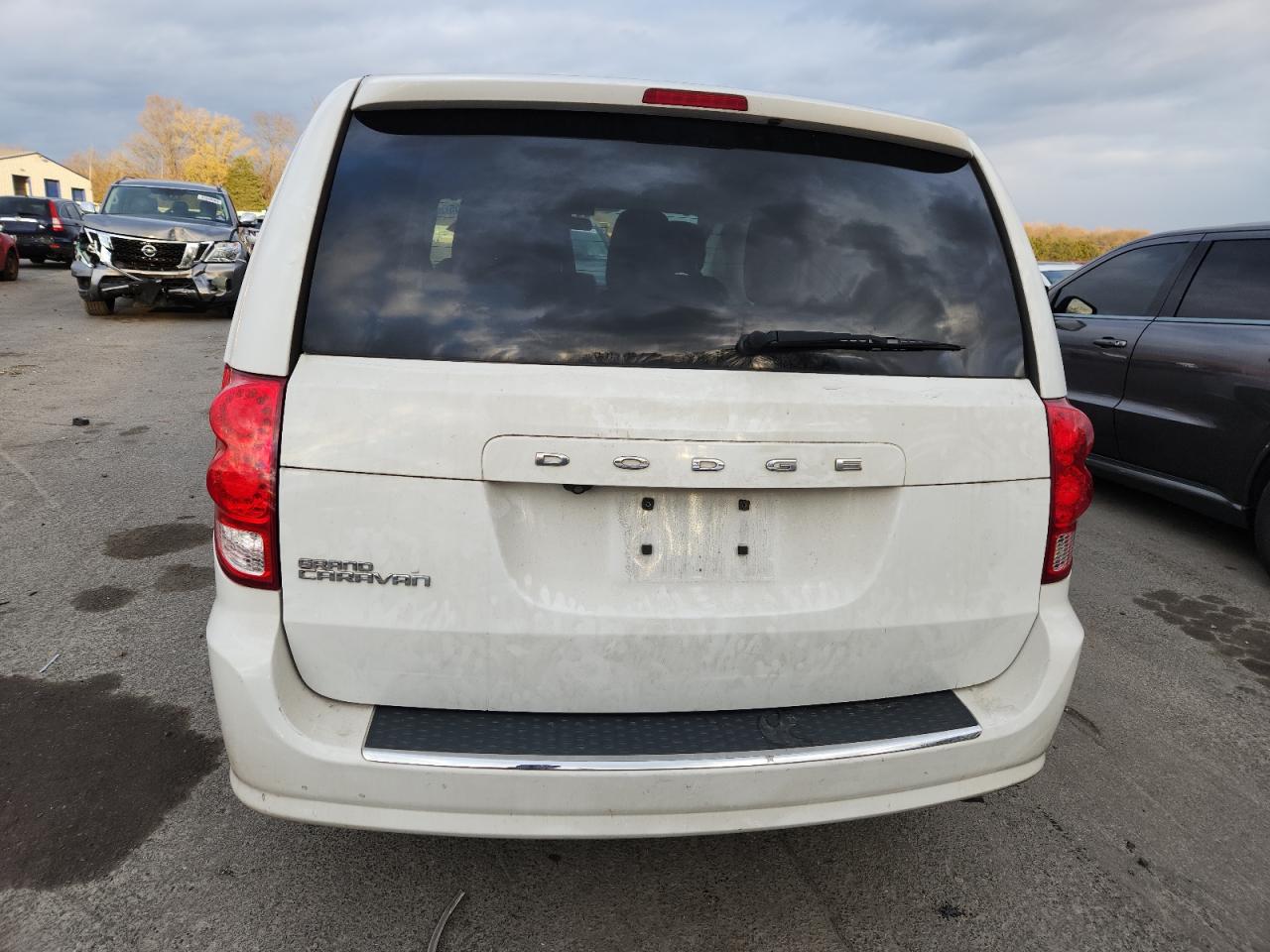 2018 Dodge Grand Caravan Se VIN: 2C4RDGBGXJR160585 Lot: 92200305