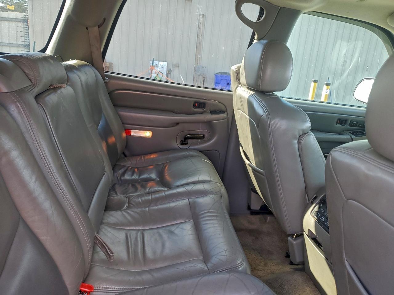 2003 GMC Yukon Denali VIN: 1GKEK63U13J170338 Lot: 94175285