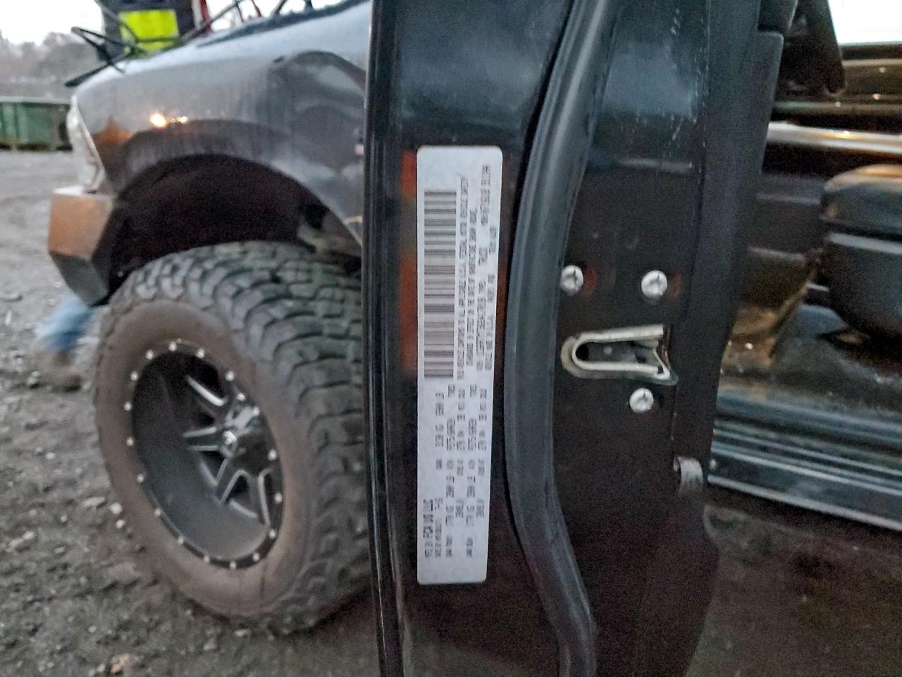 2016 Ram 1500 Sport VIN: 1C6RR7MT9GS417018 Lot: 93345395