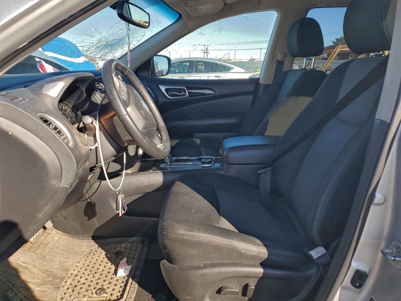 2018 Nissan Pathfinder S VIN: 5N1DR2MM6JC641763 Lot: 94498975