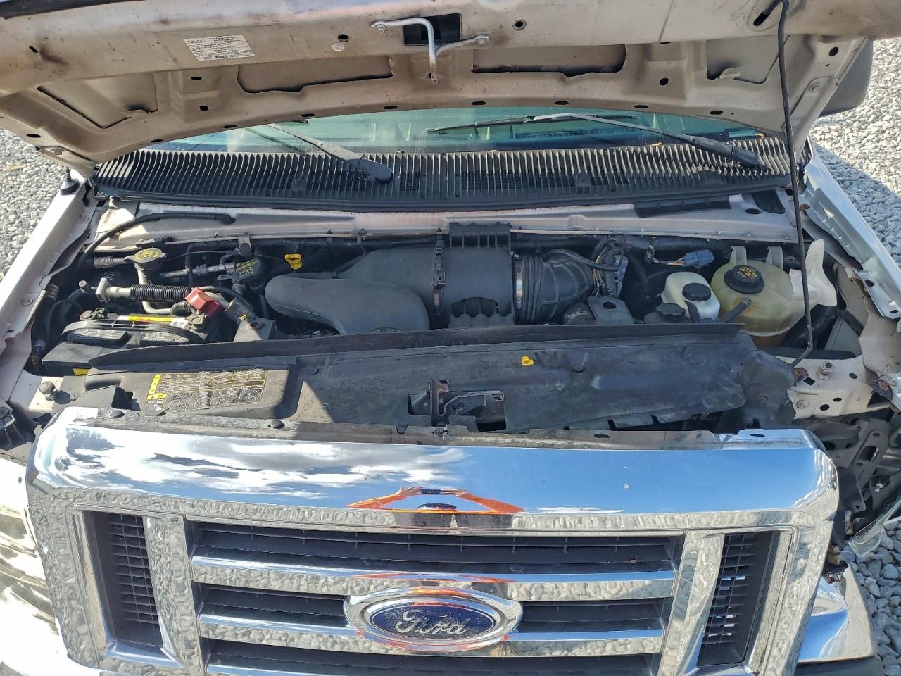 2014 Ford Econoline E350 Super Duty Wagon VIN: 1FBSS3BL4EDA21532 Lot: 94488245