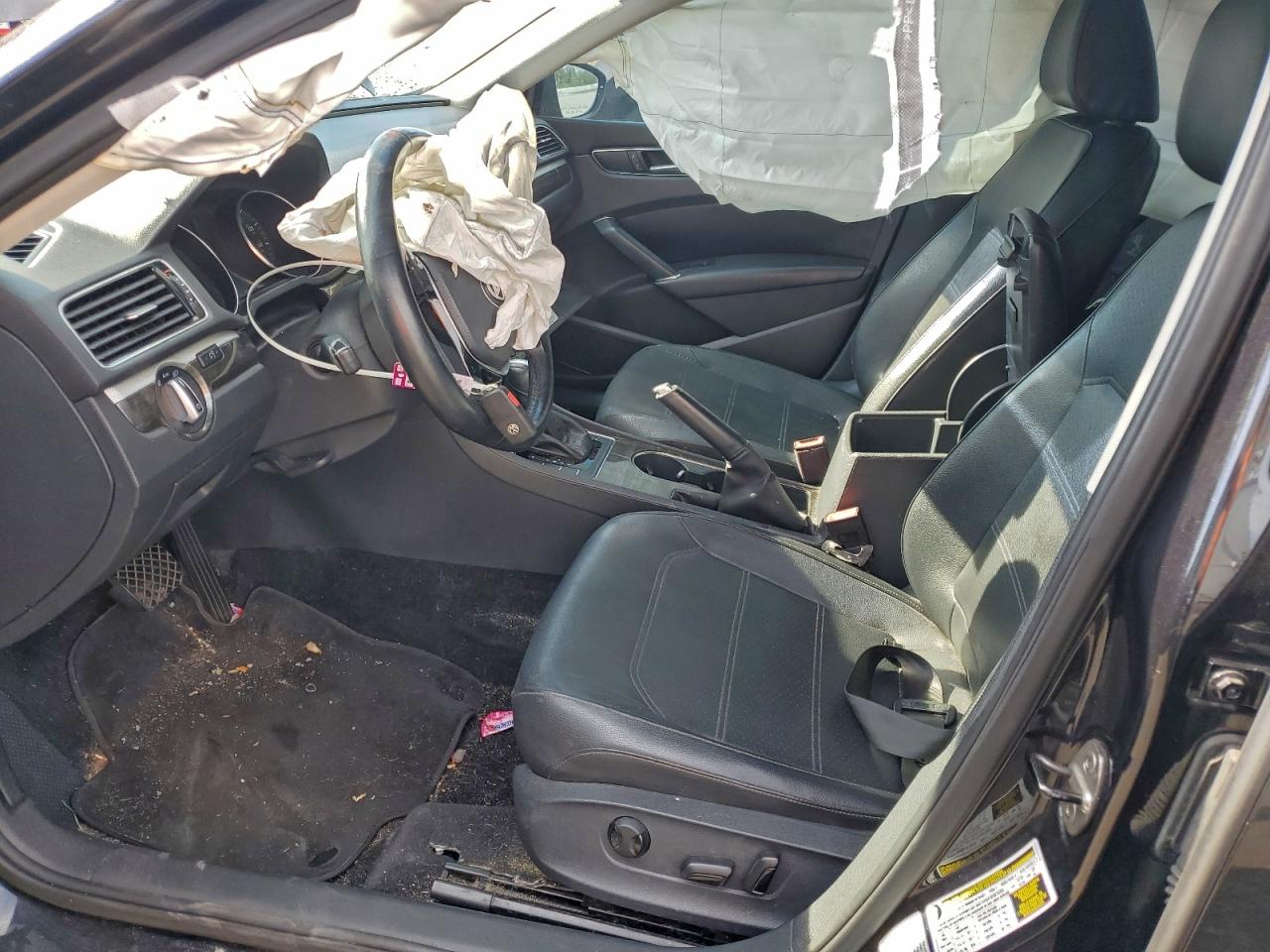 2017 Volkswagen Passat Se VIN: 1VWBT7A39HC019137 Lot: 93318065