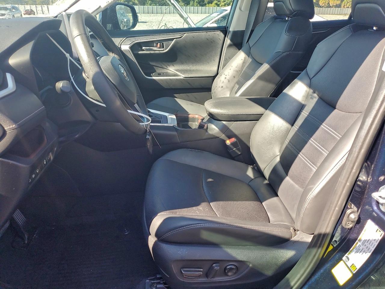 2021 Toyota Rav4 Limited VIN: 2T3Y1RFV4MW166840 Lot: 94329715