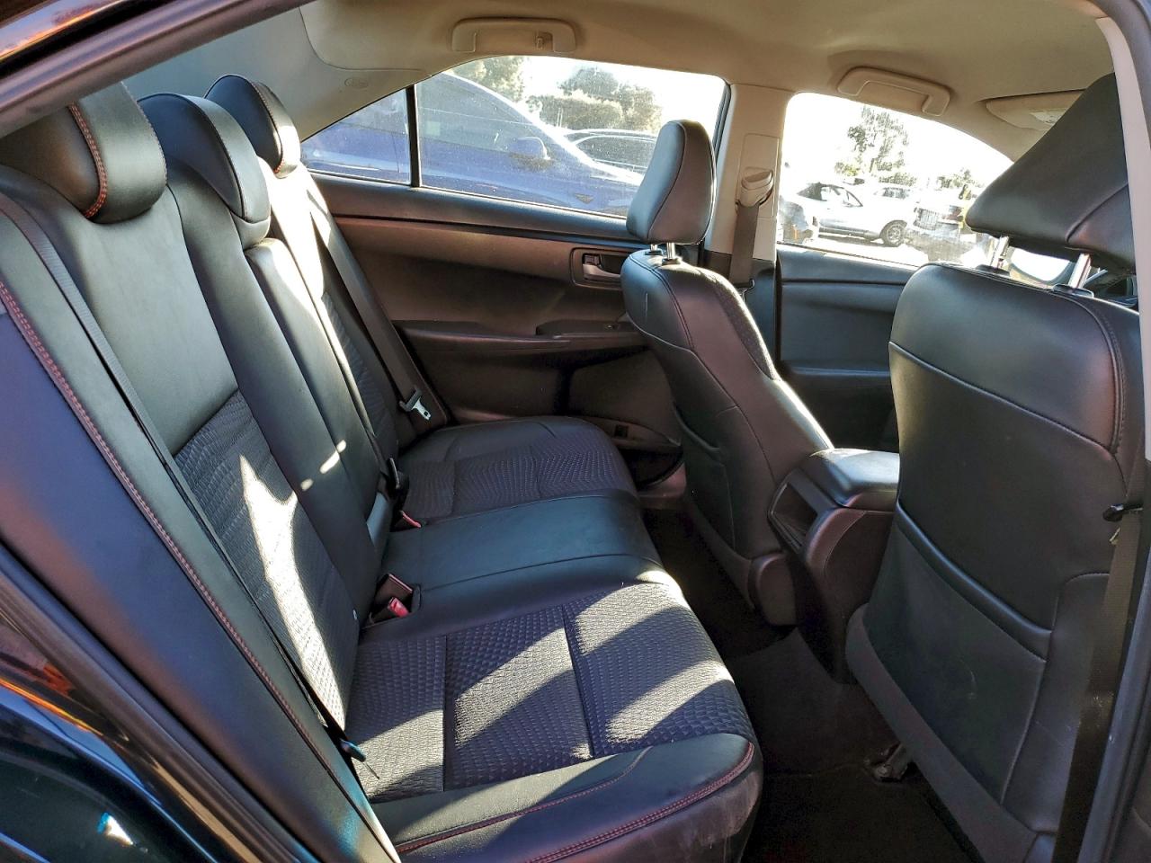 2015 Toyota Camry Le VIN: 4T1BF1FK4FU046126 Lot: 94690025