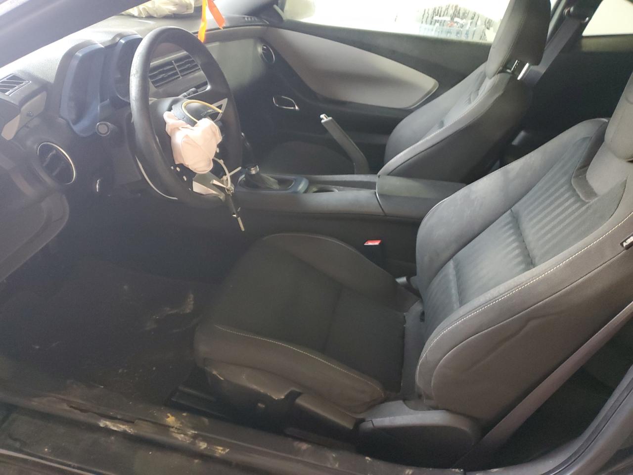 2011 Chevrolet Camaro Ls VIN: 2G1FE1ED4B9190528 Lot: 92392145