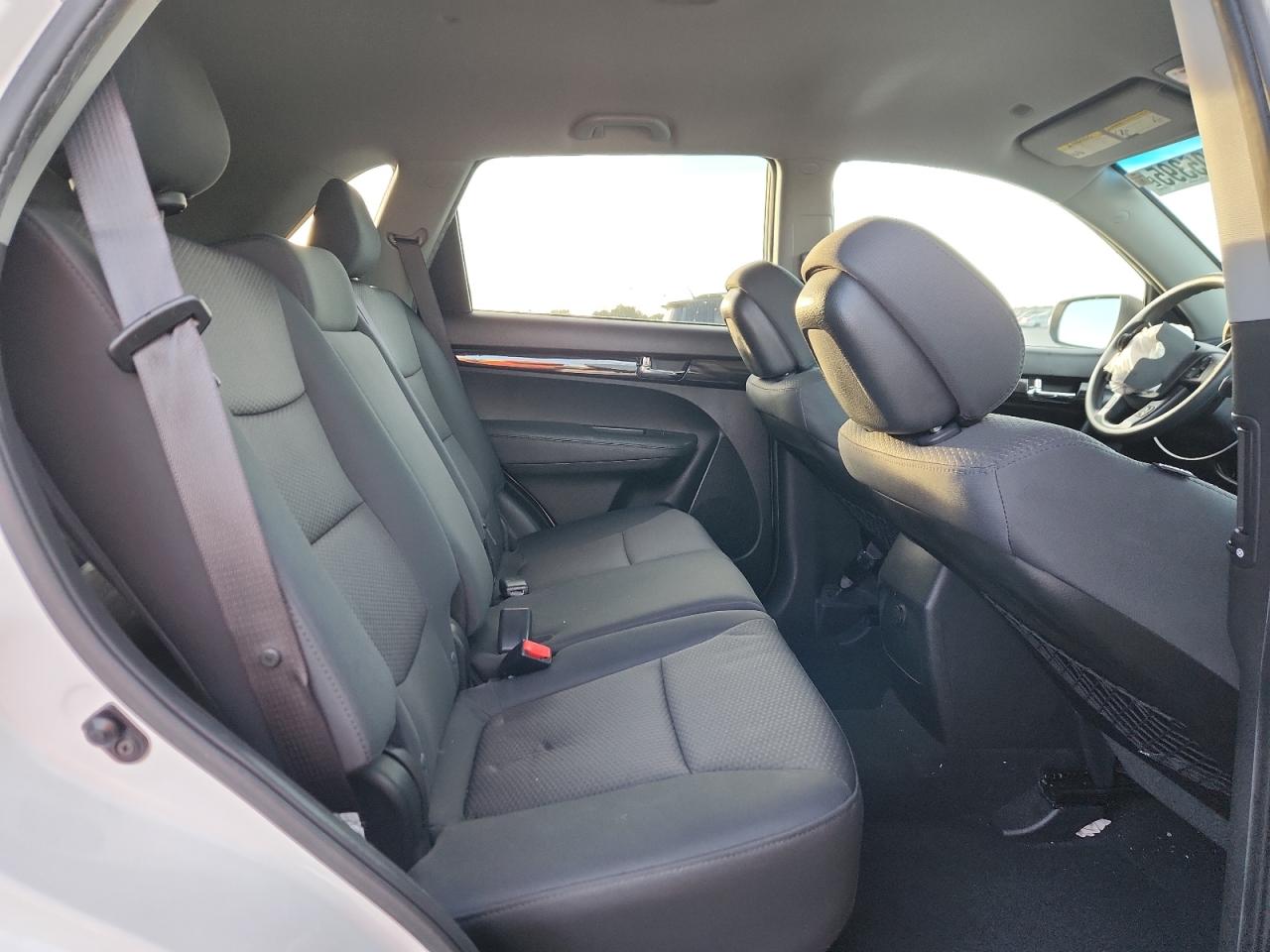 2013 Kia Sorento Lx VIN: 5XYKT3A11DG334658 Lot: 92105395