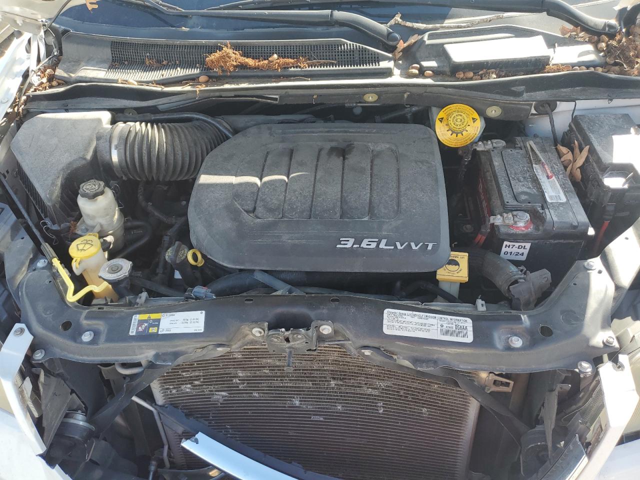 2014 Chrysler Town & Country S VIN: 2C4RC1HG5ER408433 Lot: 92936265