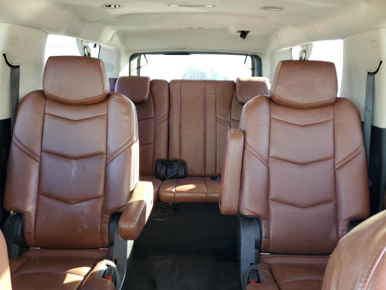 2018 Cadillac Escalade Esv Luxury VIN: 1GYS4HKJ0JR117179 Lot: 92224915