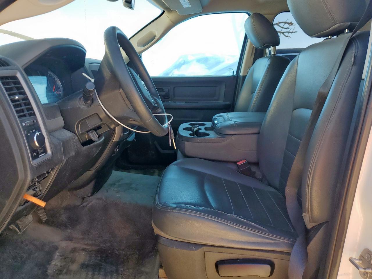 2019 Ram 1500 Classic Tradesman VIN: 1C6RR6FG5KS500321 Lot: 90044805