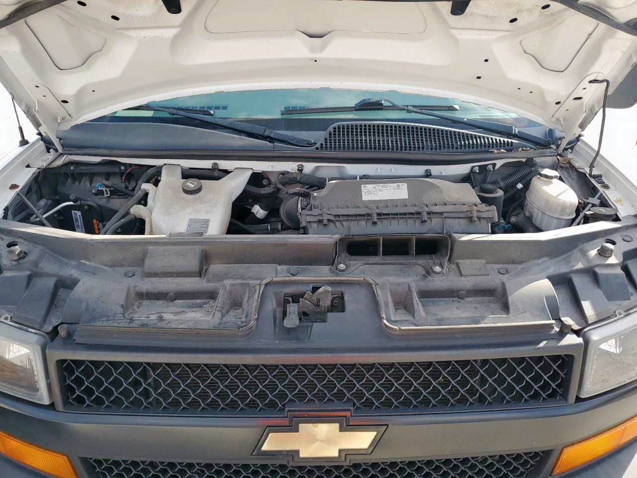 2019 Chevrolet Express Delivery Van VIN: 1GCWGAFP9K1327977 Lot: 93203105