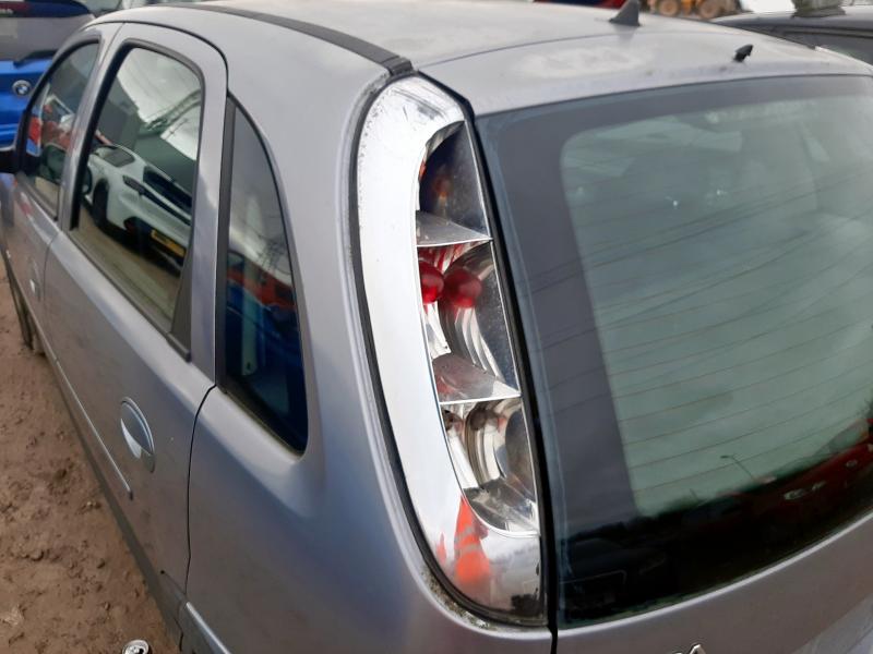 2006 VAUXHALL CORSA 1.4I 16V DESIGN 5DR