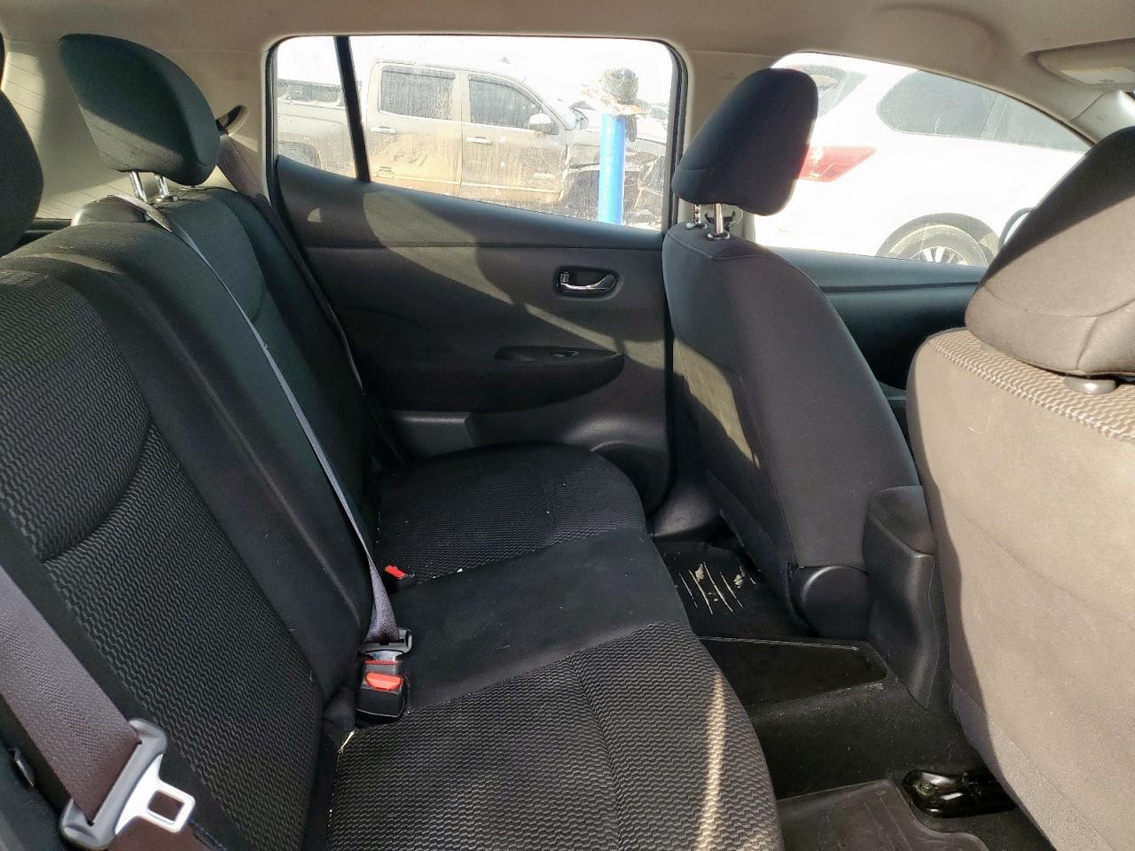 2015 Nissan Leaf S VIN: 1N4AZ0CP7FC319220 Lot: 93087365