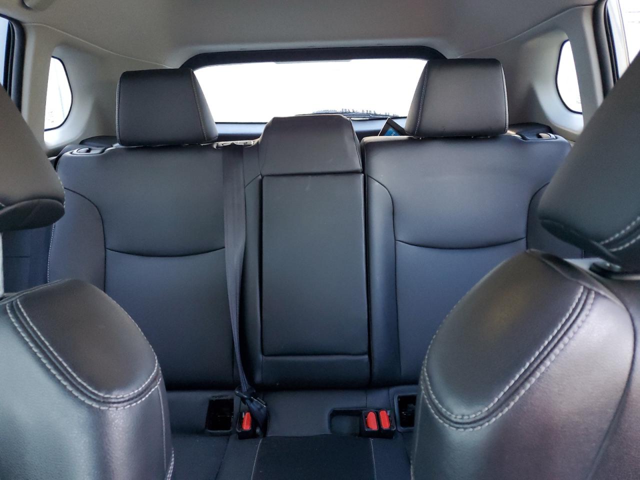 2022 Toyota Corolla Cross Xle VIN: 7MUDAABG6NV026840 Lot: 90333755