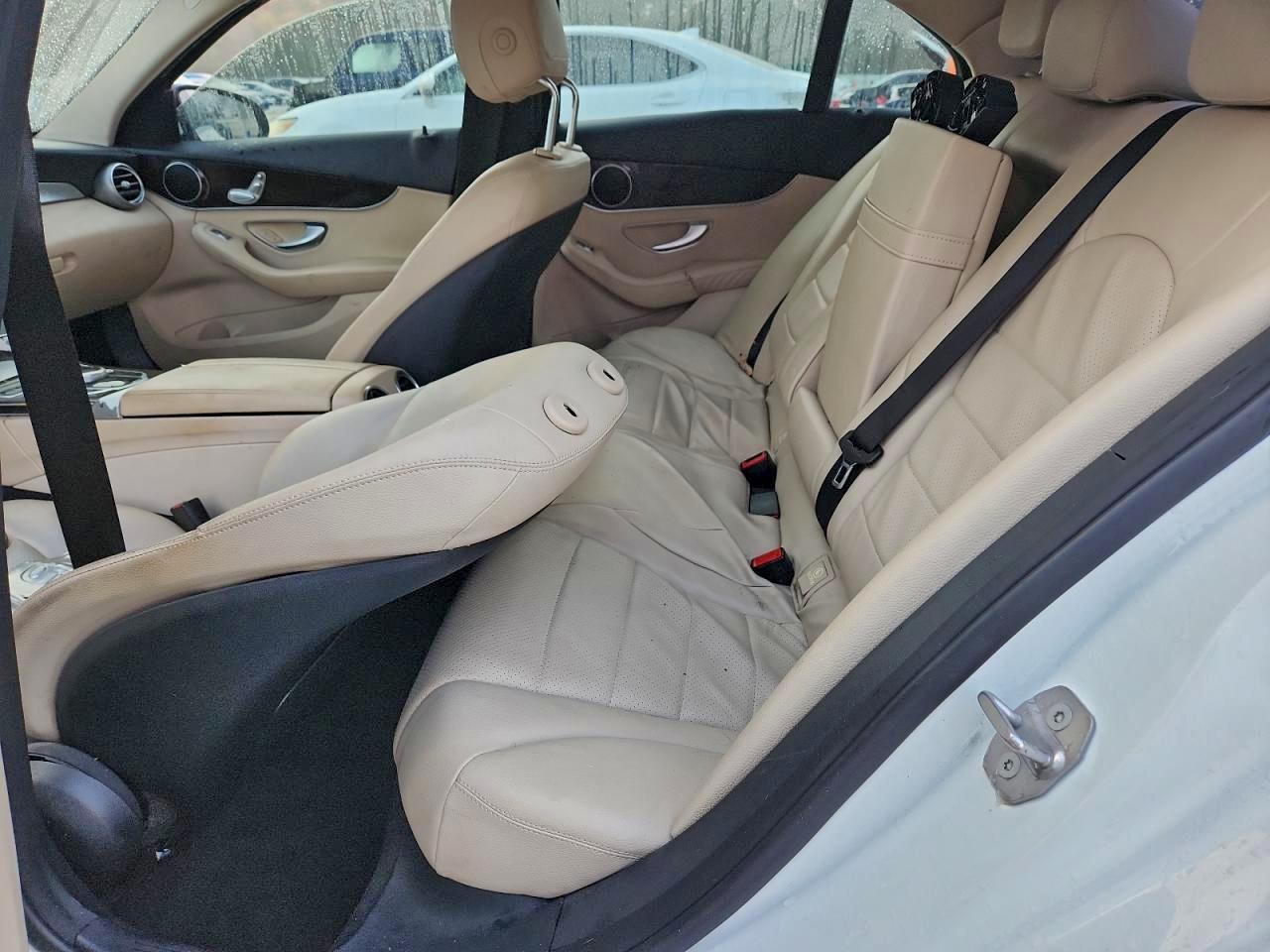 2017 Mercedes-Benz C 300 VIN: 55SWF4JB6HU189930 Lot: 93663825