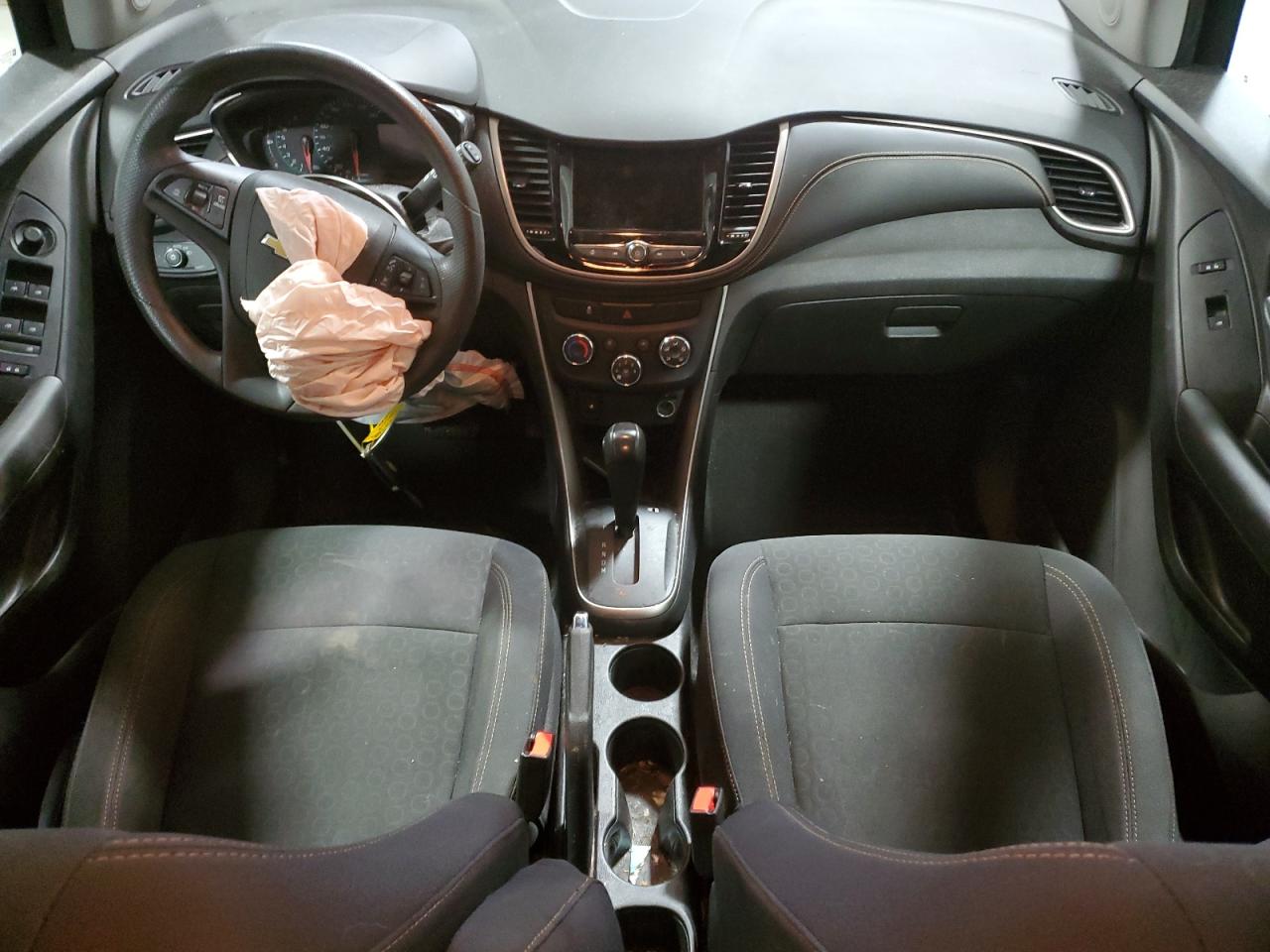 2019 Chevrolet Trax Ls VIN: 3GNCJKSB4KL263402 Lot: 93671005