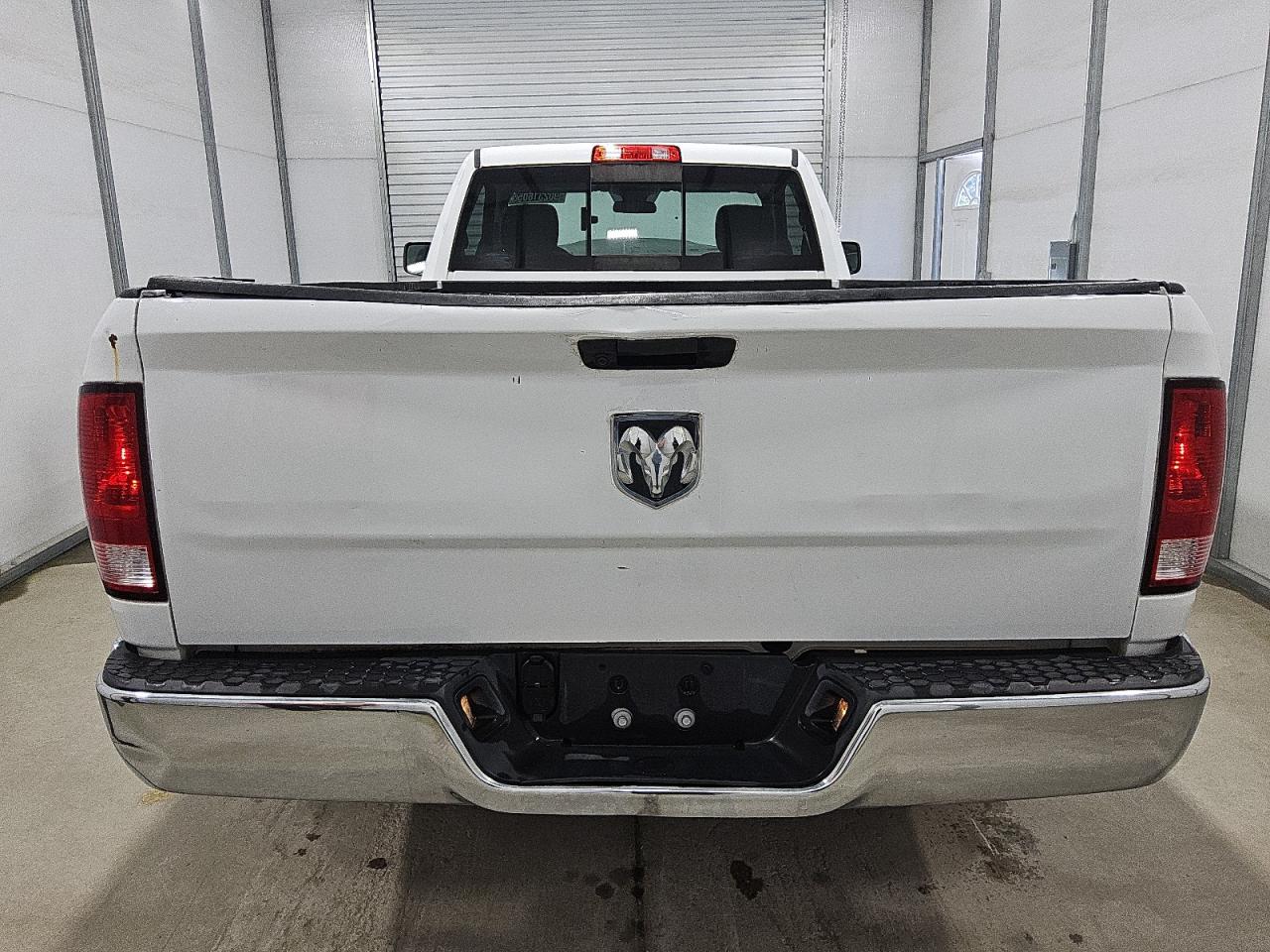 2019 Ram 1500 Classic Tradesman VIN: 3C6JR6DT8KG527114 Lot: 90231605