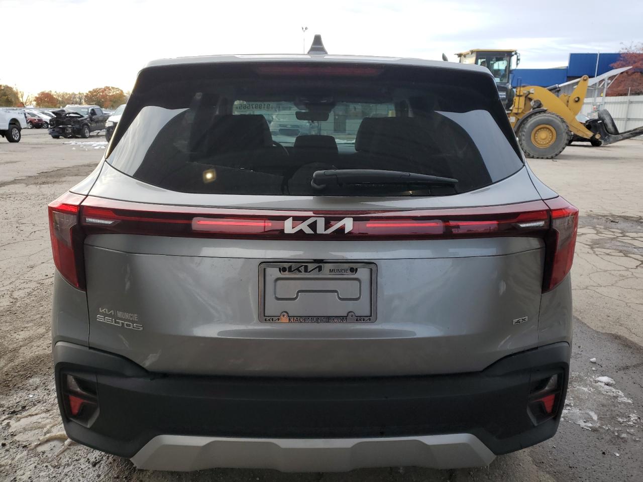 2024 Kia Seltos Lx VIN: KNDEPCAA1R7636098 Lot: 91997565