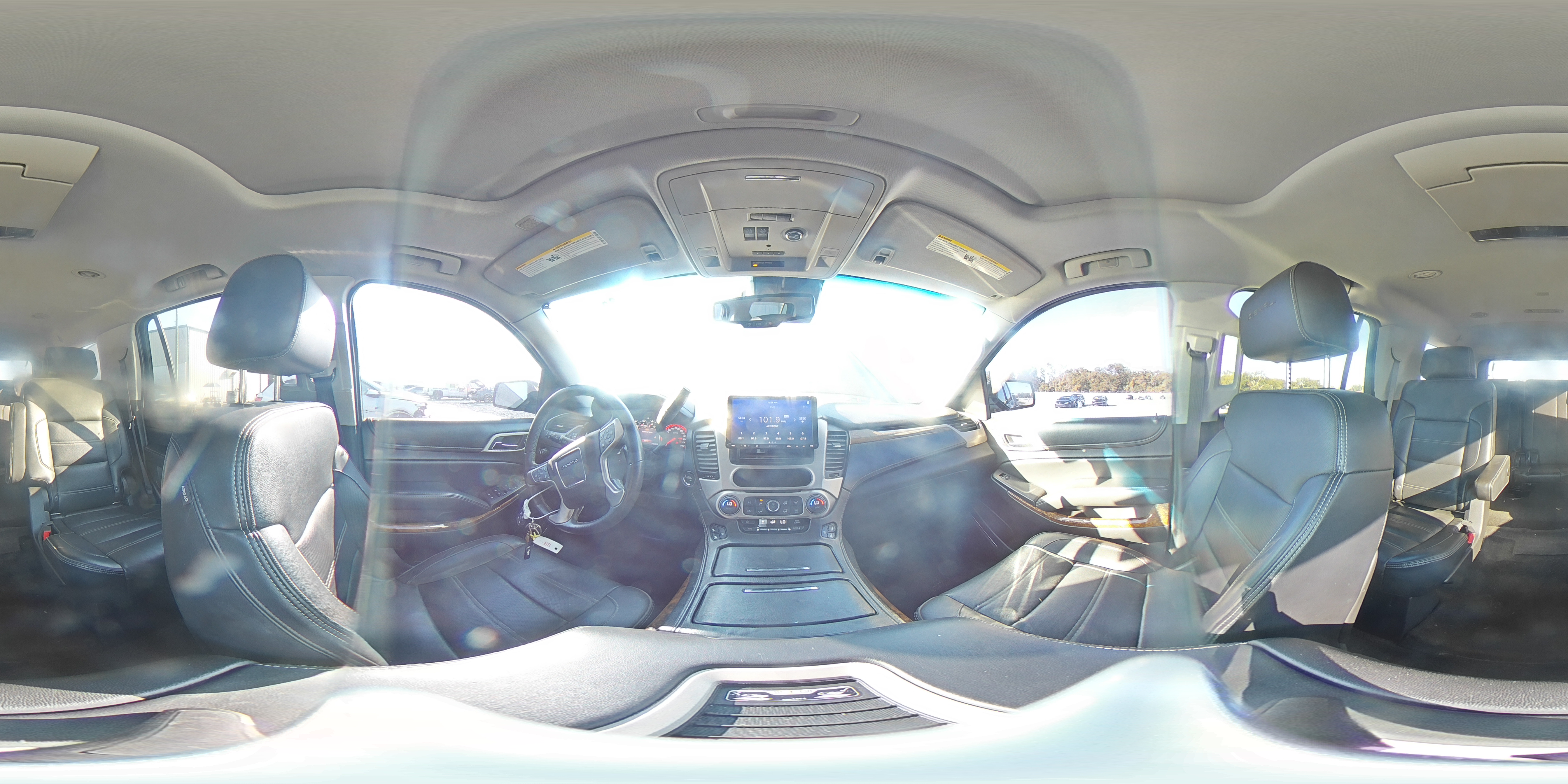 2016 GMC Yukon Denali VIN: 1GKS1CKJ4GR247061 Lot: 92978255