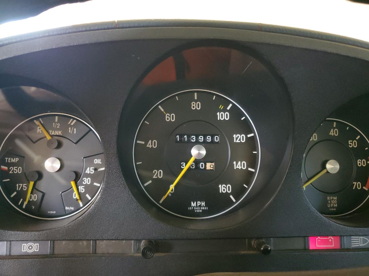 1972 Mercedes Benz 350Sl VIN: 10704412000722 Lot: 93072655