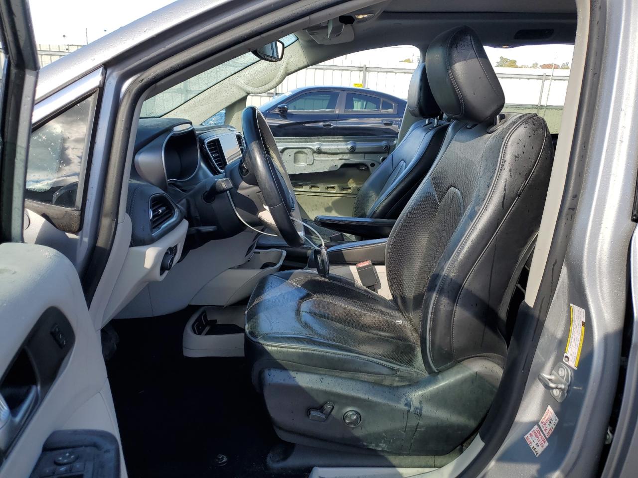 2018 Chrysler Pacifica Limited VIN: 2C4RC1GG1JR273902 Lot: 91849795