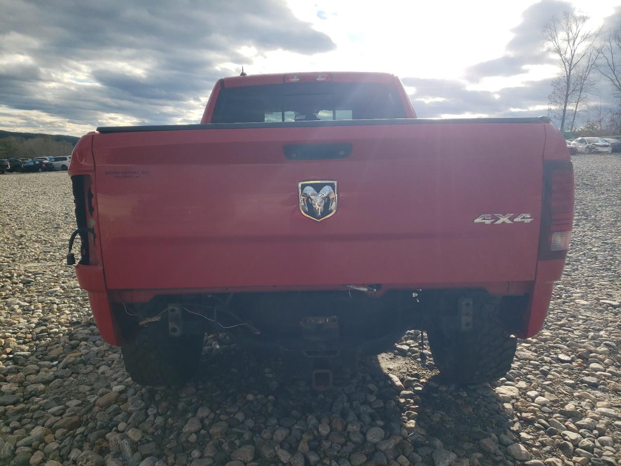 2015 Ram 1500 Sport VIN: 1C6RR7HT0FS587650 Lot: 92447375