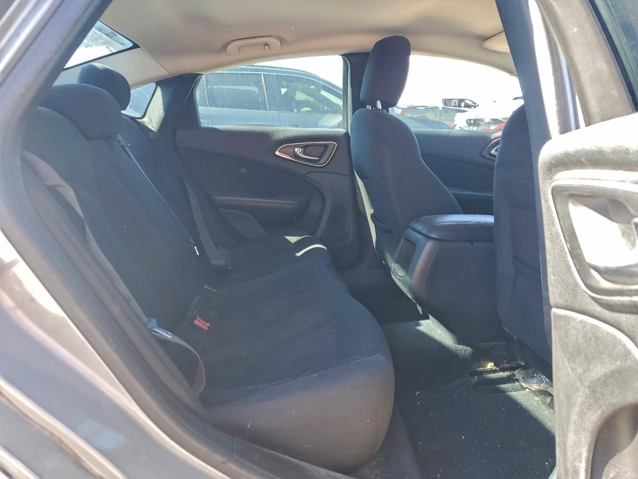 2015 Chrysler 200 Limited VIN: 1C3CCCAB9FN554711 Lot: 91859335