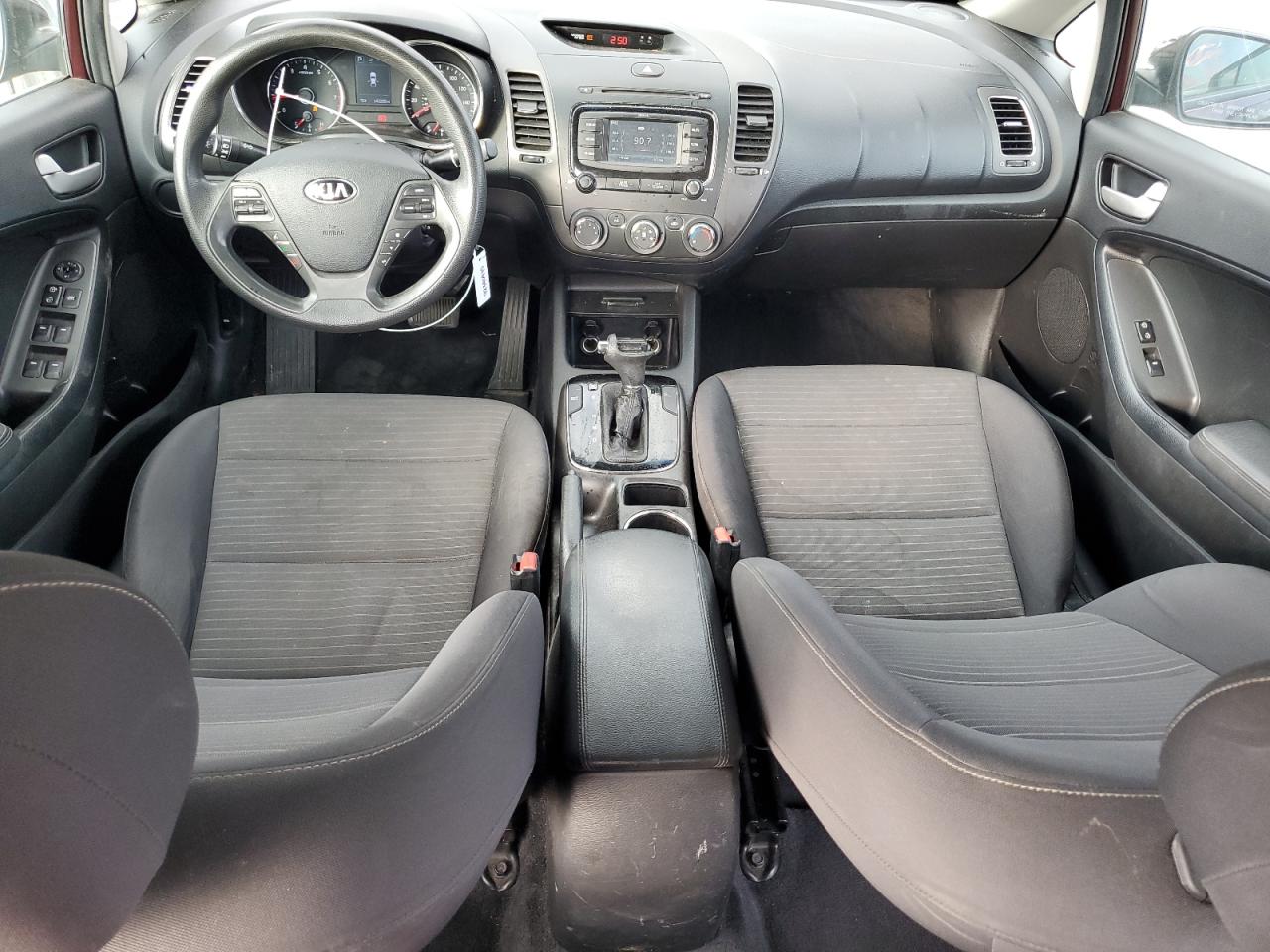 2017 Kia Forte Lx VIN: 3KPFL4A76HE126158 Lot: 92390945