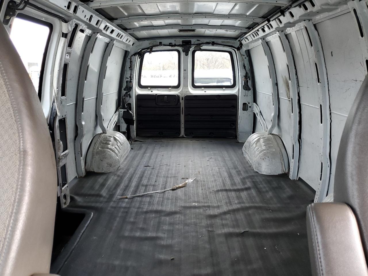 2014 Chevrolet Express G2500 VIN: 1GCWGGCG0E1100897 Lot: 92718485