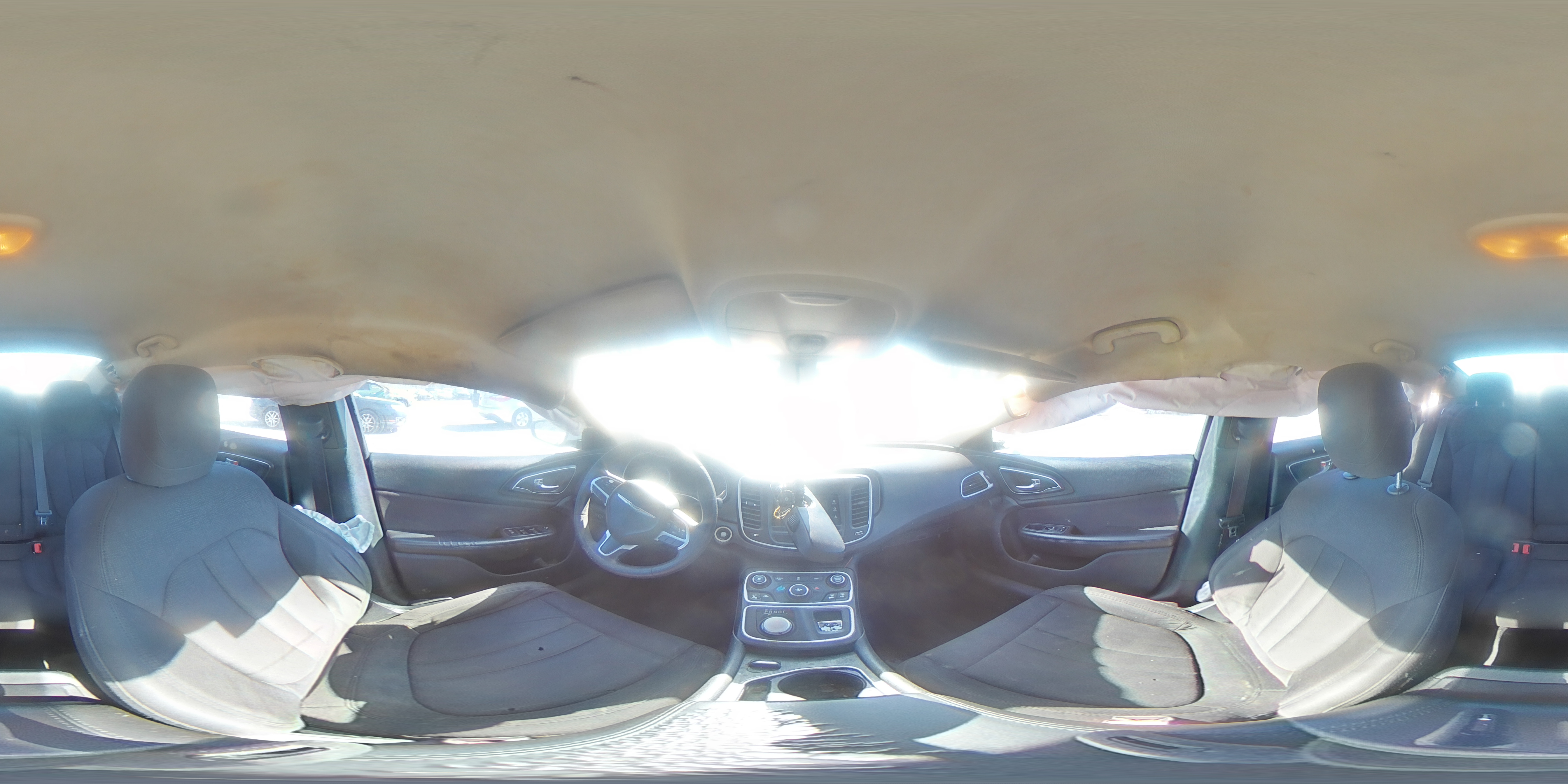 2015 Chrysler 200 Limited VIN: 1C3CCCAB1FN580641 Lot: 92525405