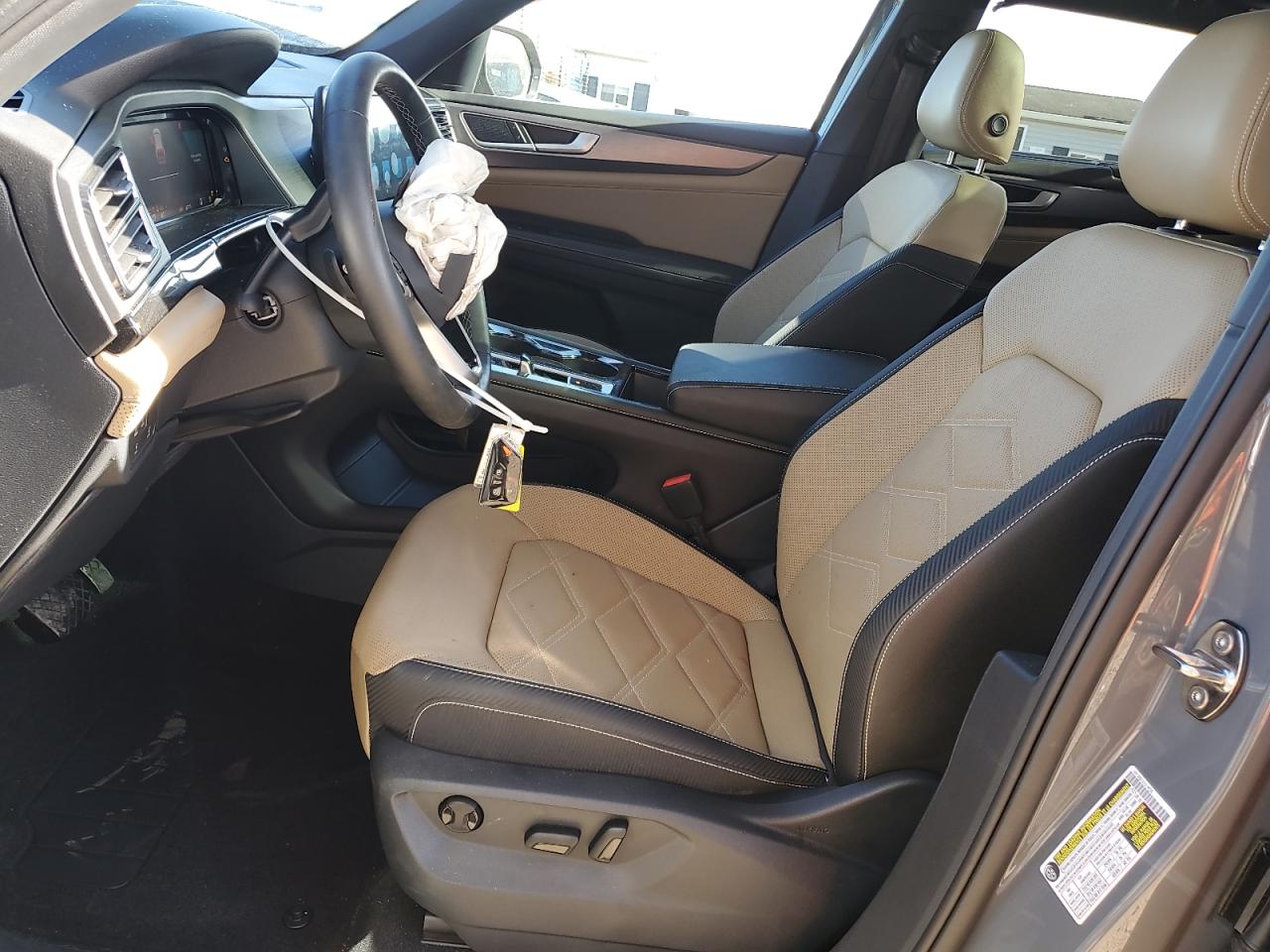 2025 Volkswagen Atlas Cross Sport Se VIN: 1V2KE2CA2SC214367 Lot: 91509295