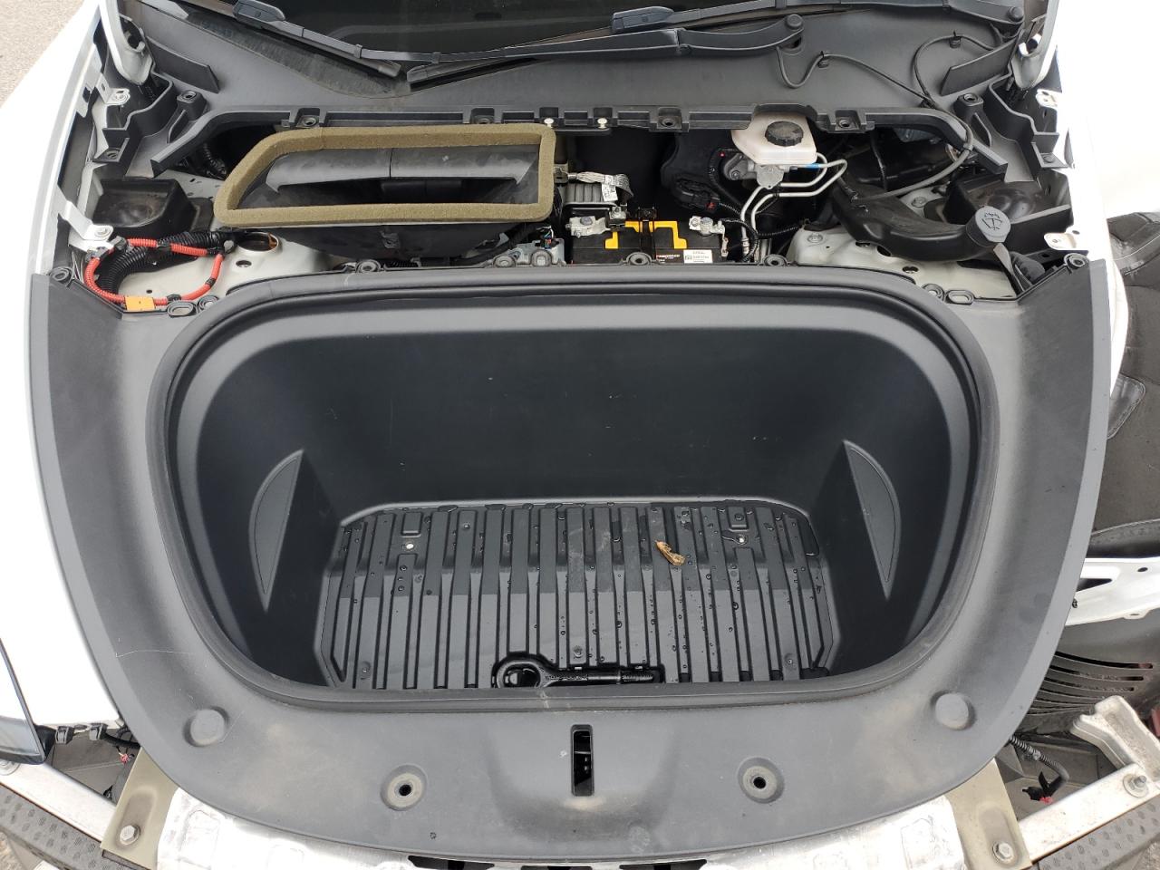 2021 Tesla Model Y VIN: 5YJYGDEE3MF145180 Lot: 90601885