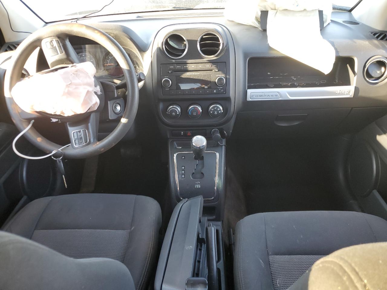 2015 Jeep Compass Sport VIN: 1C4NJCBB5FD262570 Lot: 92603475