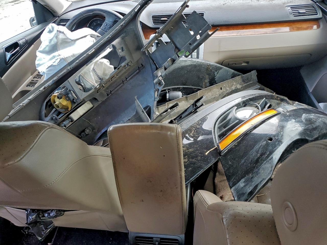 2008 Volkswagen Passat Lux VIN: WVWEK73CX8E145432 Lot: 94223585