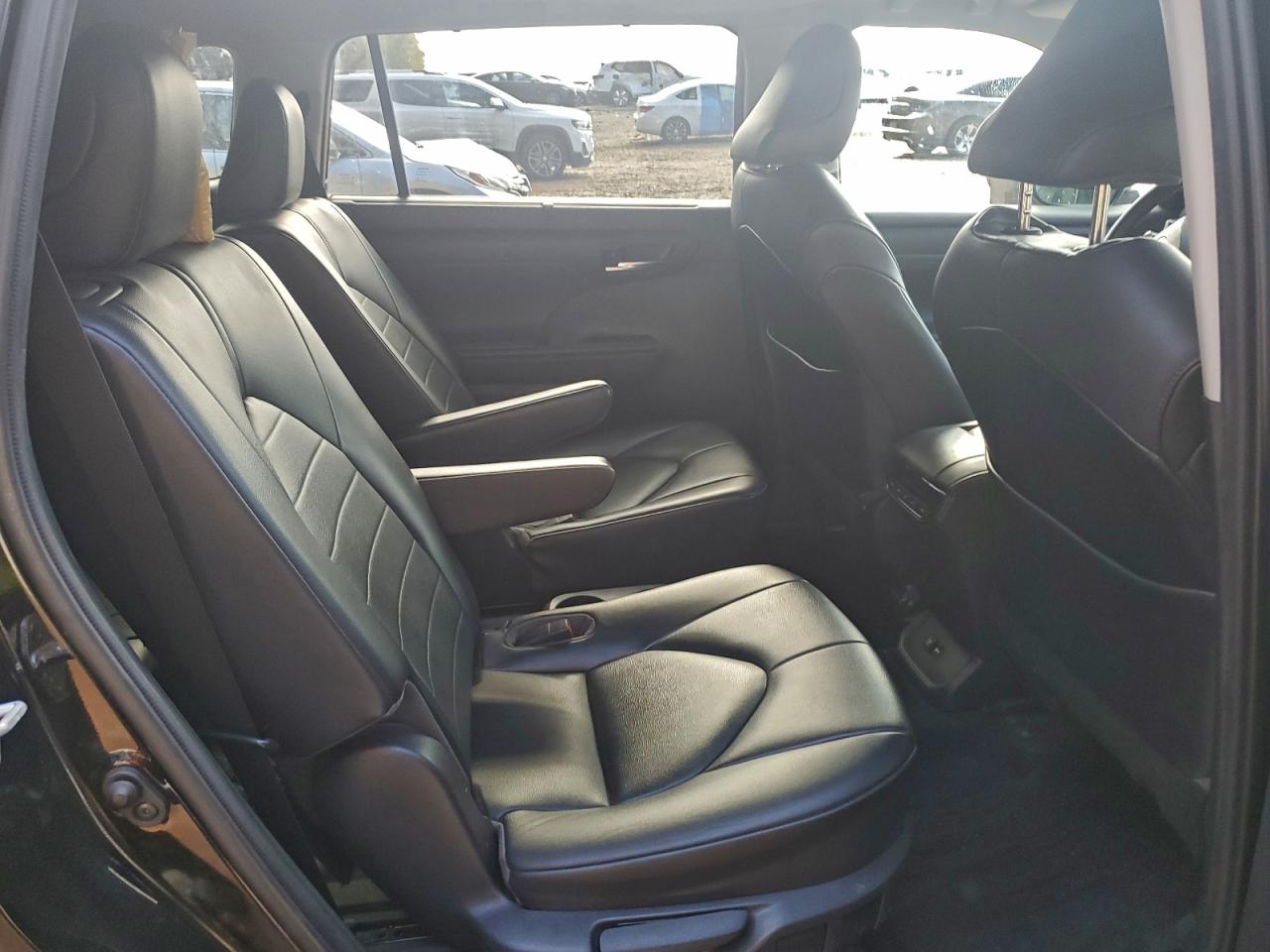 2021 Toyota Highlander Xle VIN: 5TDGZRBH5MS099039 Lot: 94630535