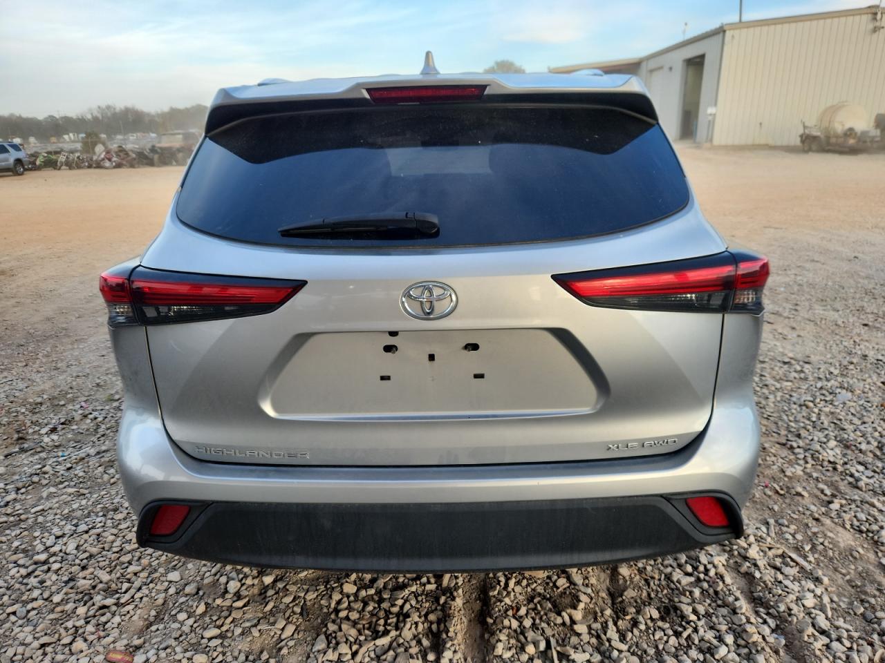 2021 Toyota Highlander Xle VIN: 5TDGZRBH0MS547722 Lot: 92843345