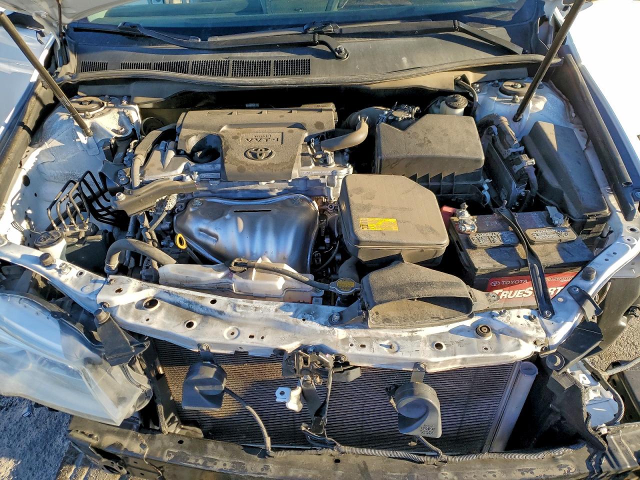 2015 Toyota Camry Le VIN: 4T4BF1FKXFR467516 Lot: 94773885