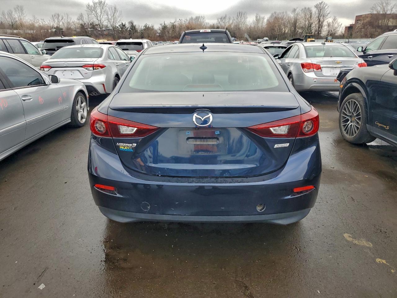 2018 Mazda 3 Touring VIN: 3MZBN1V36JM226543 Lot: 94028195