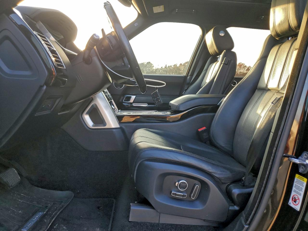 2016 Land Rover Range Rover Hse VIN: SALGS2KF2GA299414 Lot: 93405815