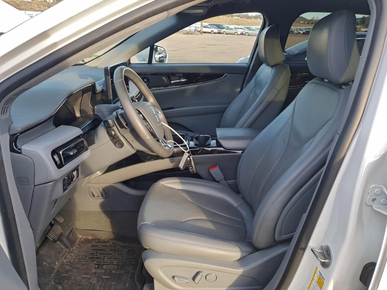 2021 Lincoln Nautilus Reserve VIN: 2LMPJ8K93MBL16728 Lot: 94394185